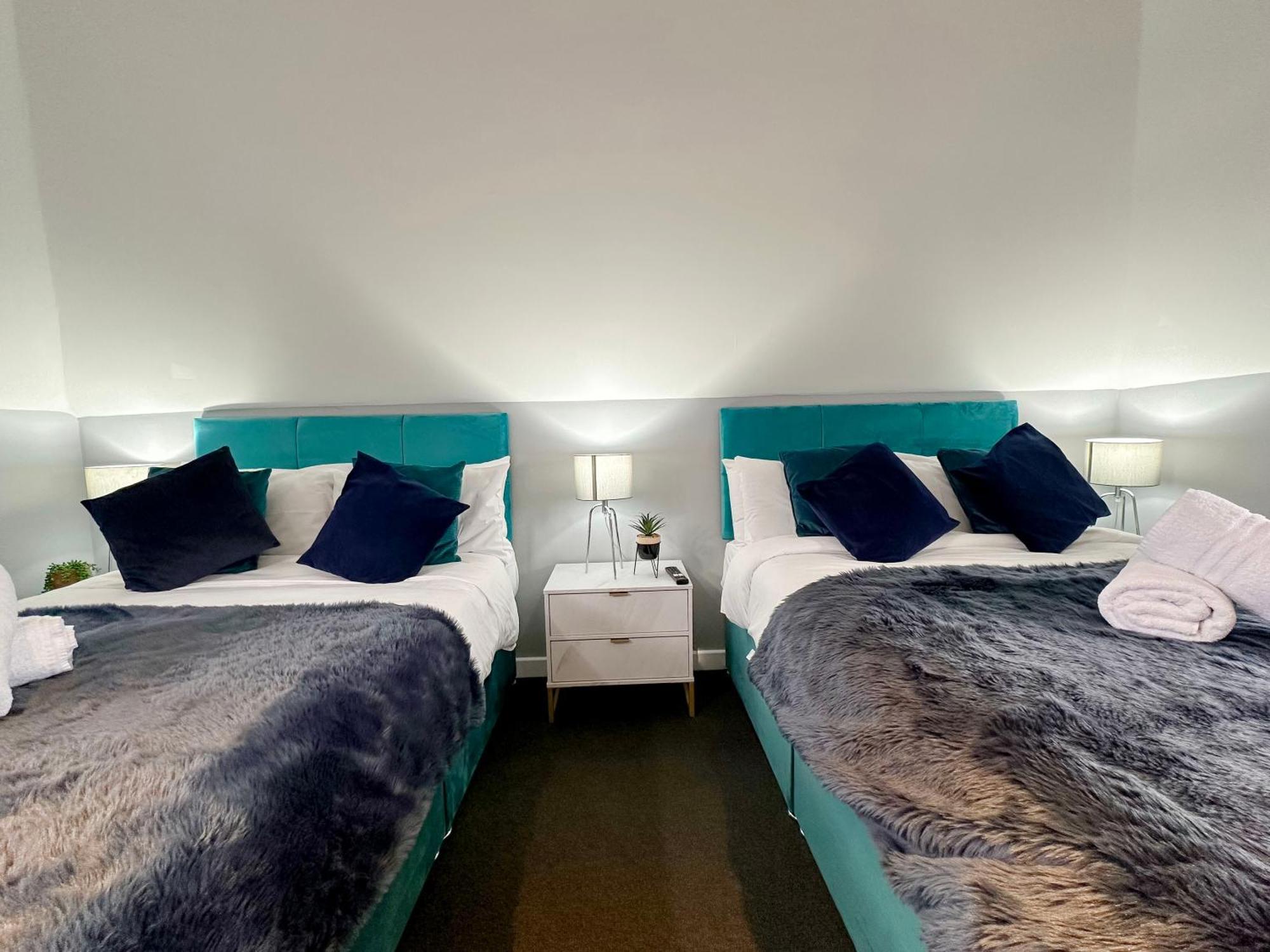 Luxury Boutique Apartments Block Free Street Parking Hounslow Exteriér fotografie